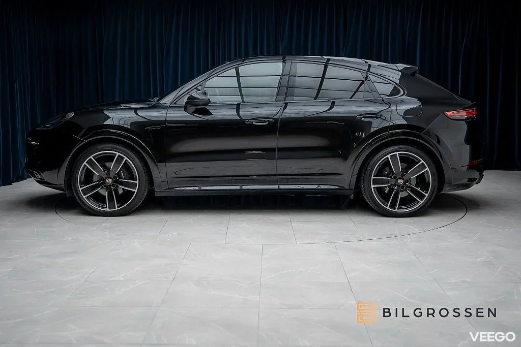 Porsche Cayenne Coupé E-Hybrid SportDesign Nightv Softc MOMS 340kW