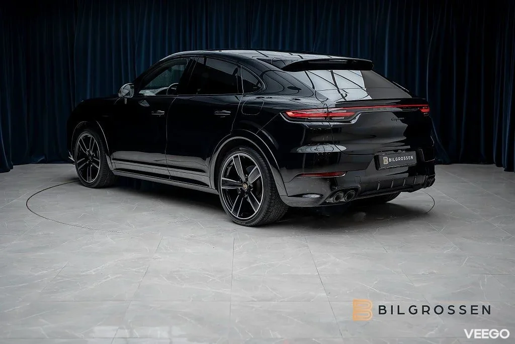 Porsche Cayenne Coupé E-Hybrid SportDesign Nightv Softc MOMS 340kW