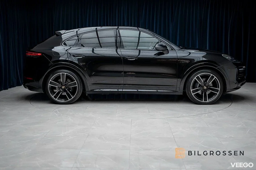 Porsche Cayenne Coupé E-Hybrid SportDesign Nightv Softc MOMS 340kW