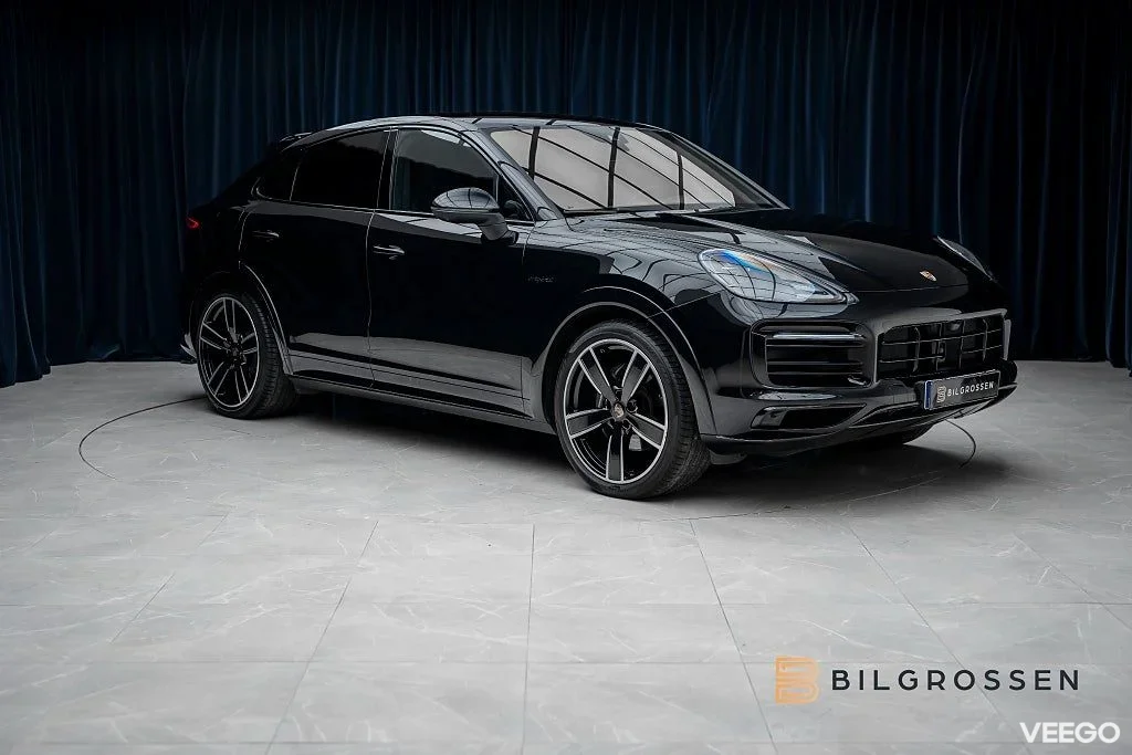 Porsche Cayenne Coupé E-Hybrid SportDesign Nightv Softc MOMS 340kW