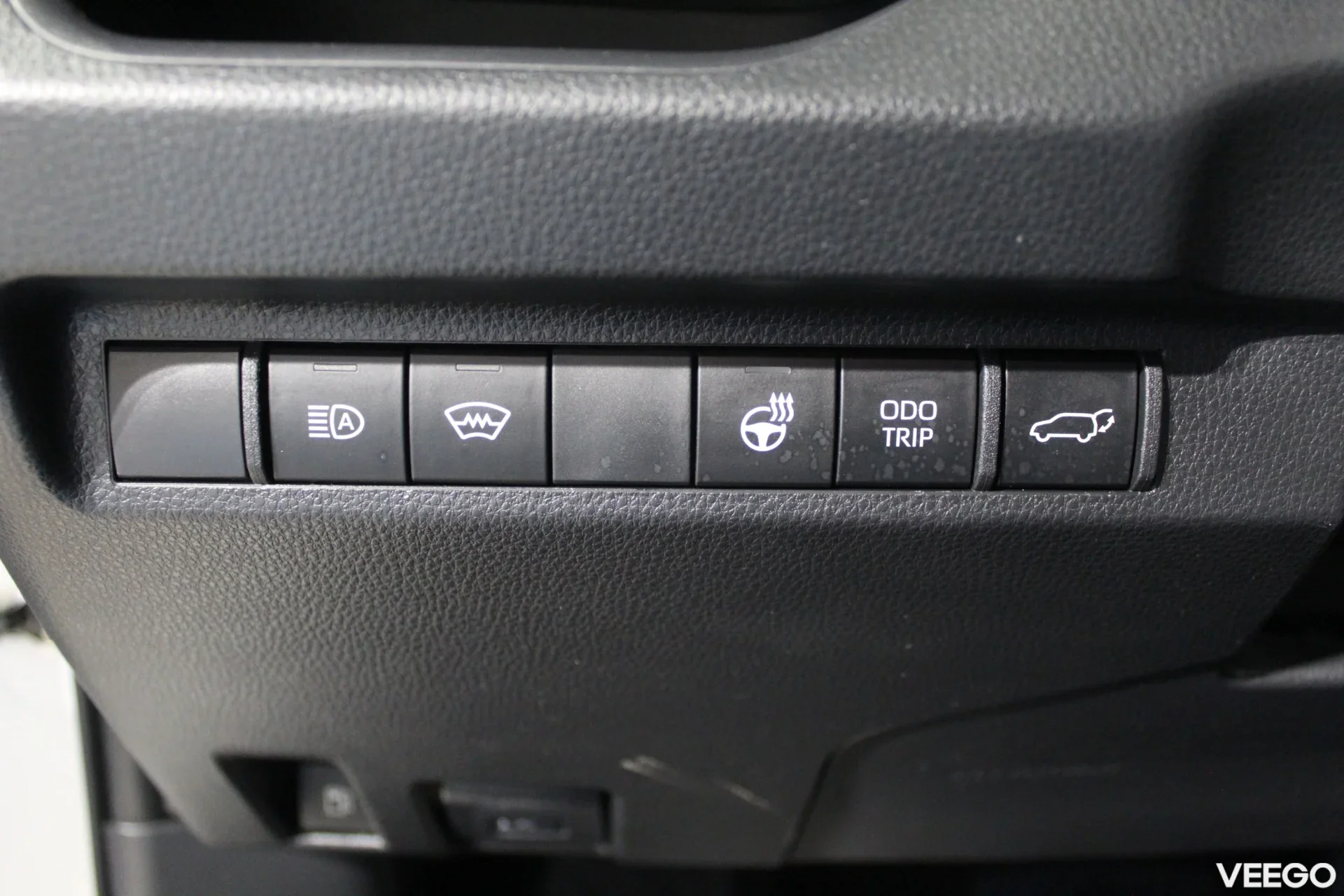 Toyota RAV4 Luxury Plus 4WD 2.5 131kW