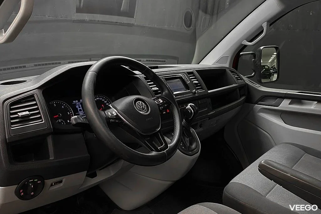 Volkswagen Transporter Chassi 2.0TDI 4M DSG /Floby Skåp/Moms 110kW