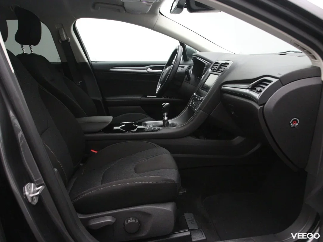 Ford Mondeo 1.5 118kW