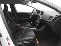 Volvo V40 1.6 84kW thumbnail