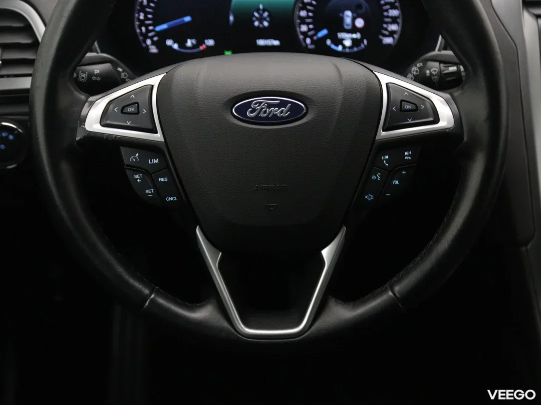 Ford Mondeo 1.5 118kW