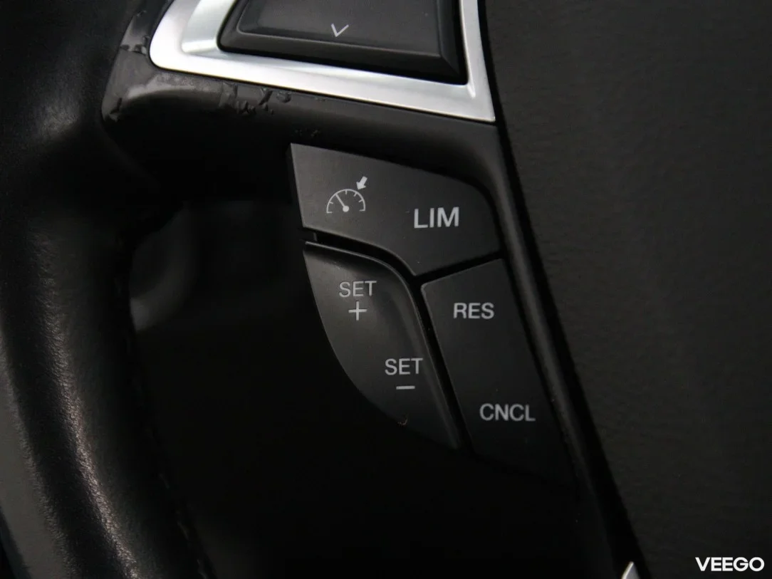 Ford Mondeo 1.5 118kW