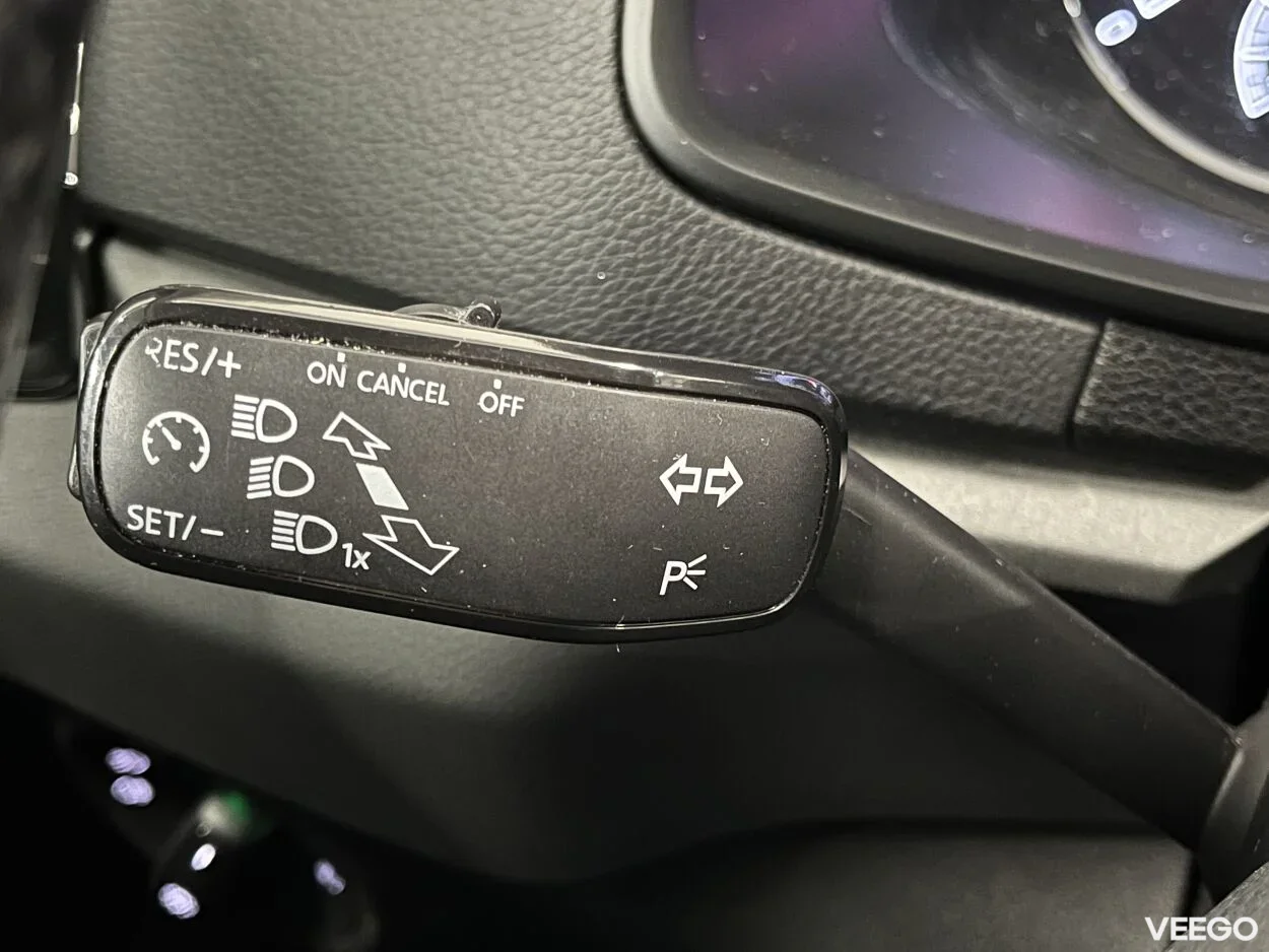 Skoda Karoq Ambition Plus 1.5 110kW