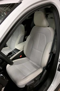 Volvo XC40 T4 INTELLI SAFE PRO XENIUM PRO 140kW thumbnail