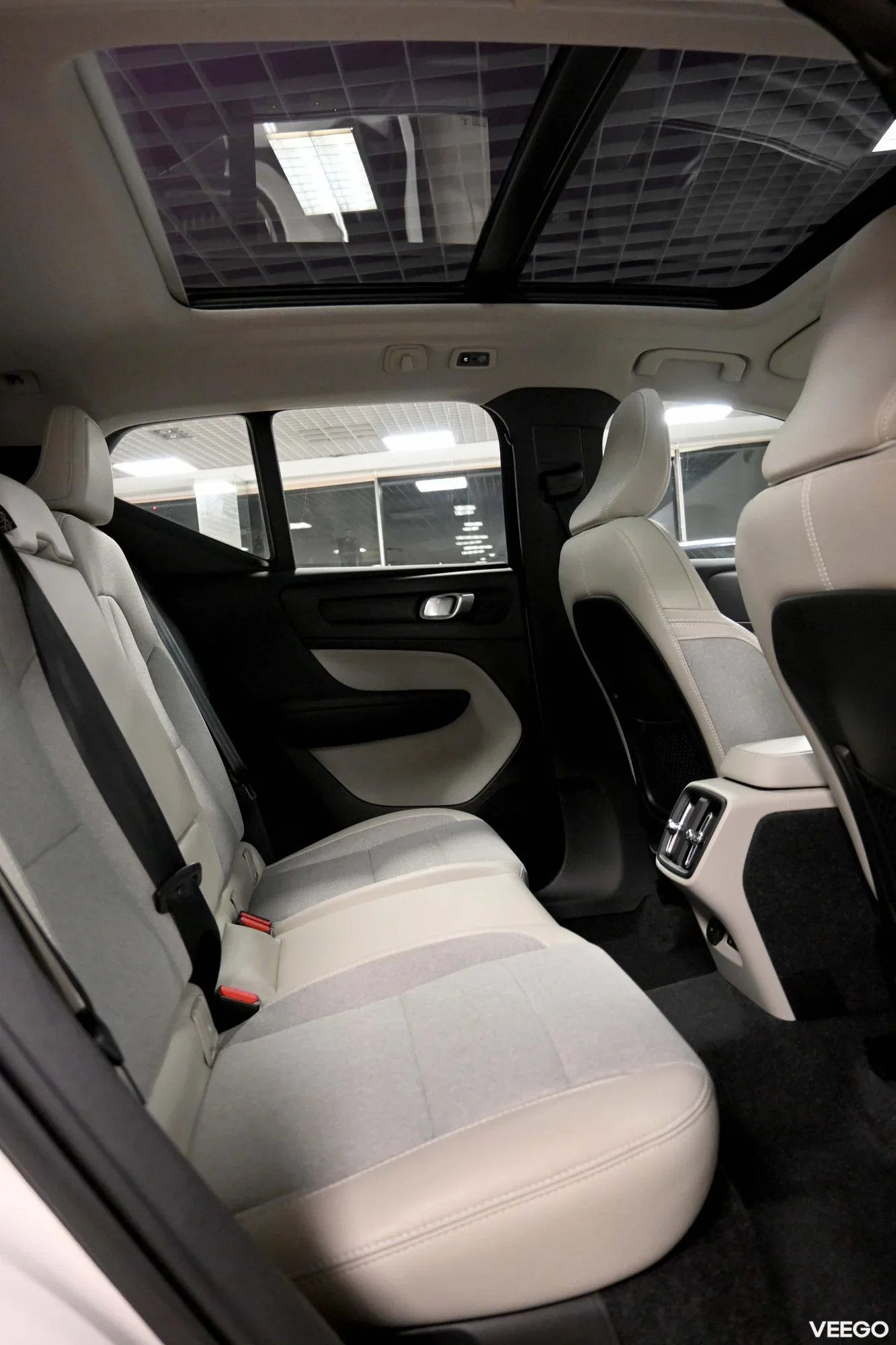 Volvo XC40 T4 INTELLI SAFE PRO XENIUM PRO 140kW