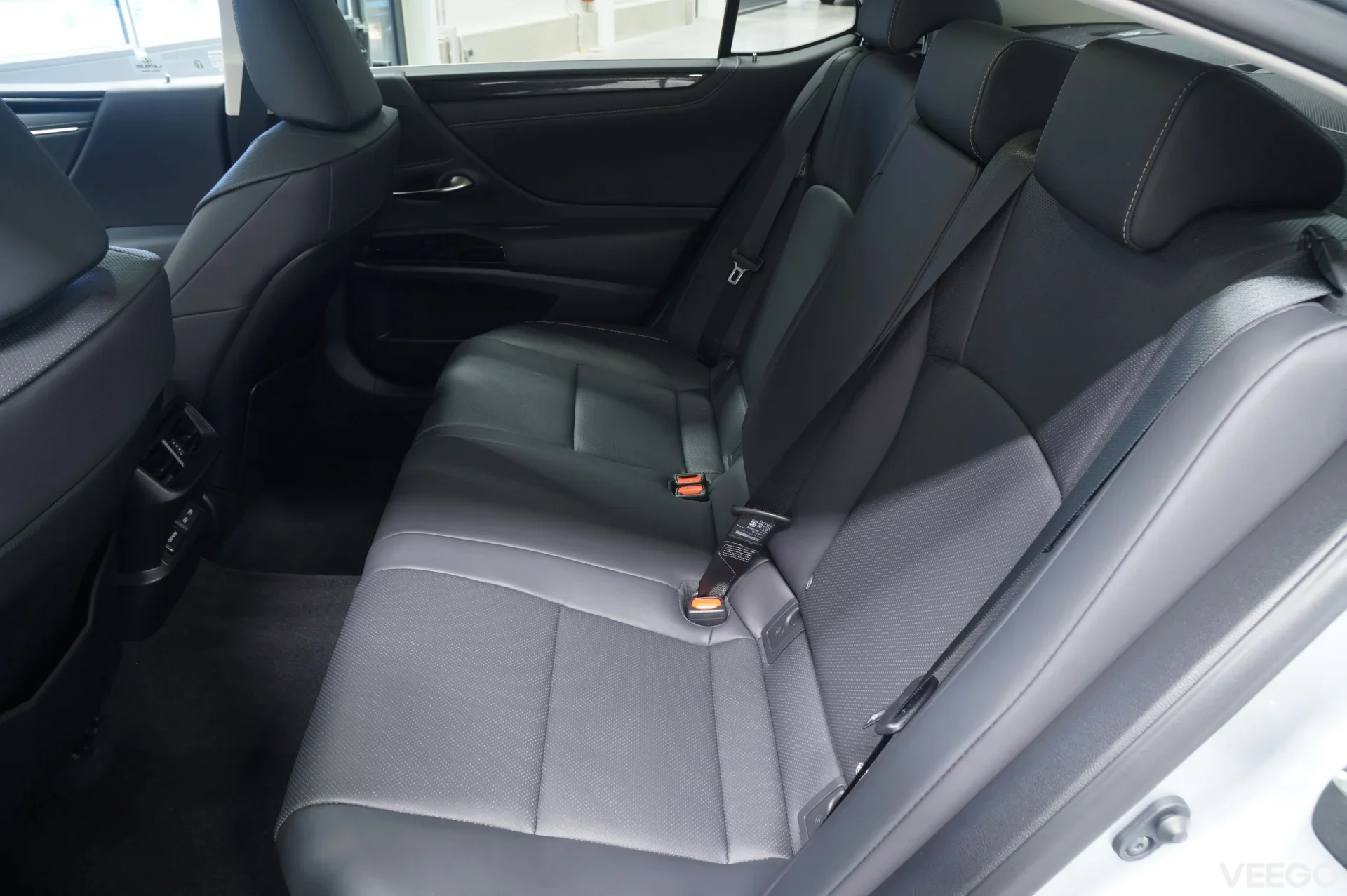 Lexus ES 300 h Limited Edition 2.5 131kW