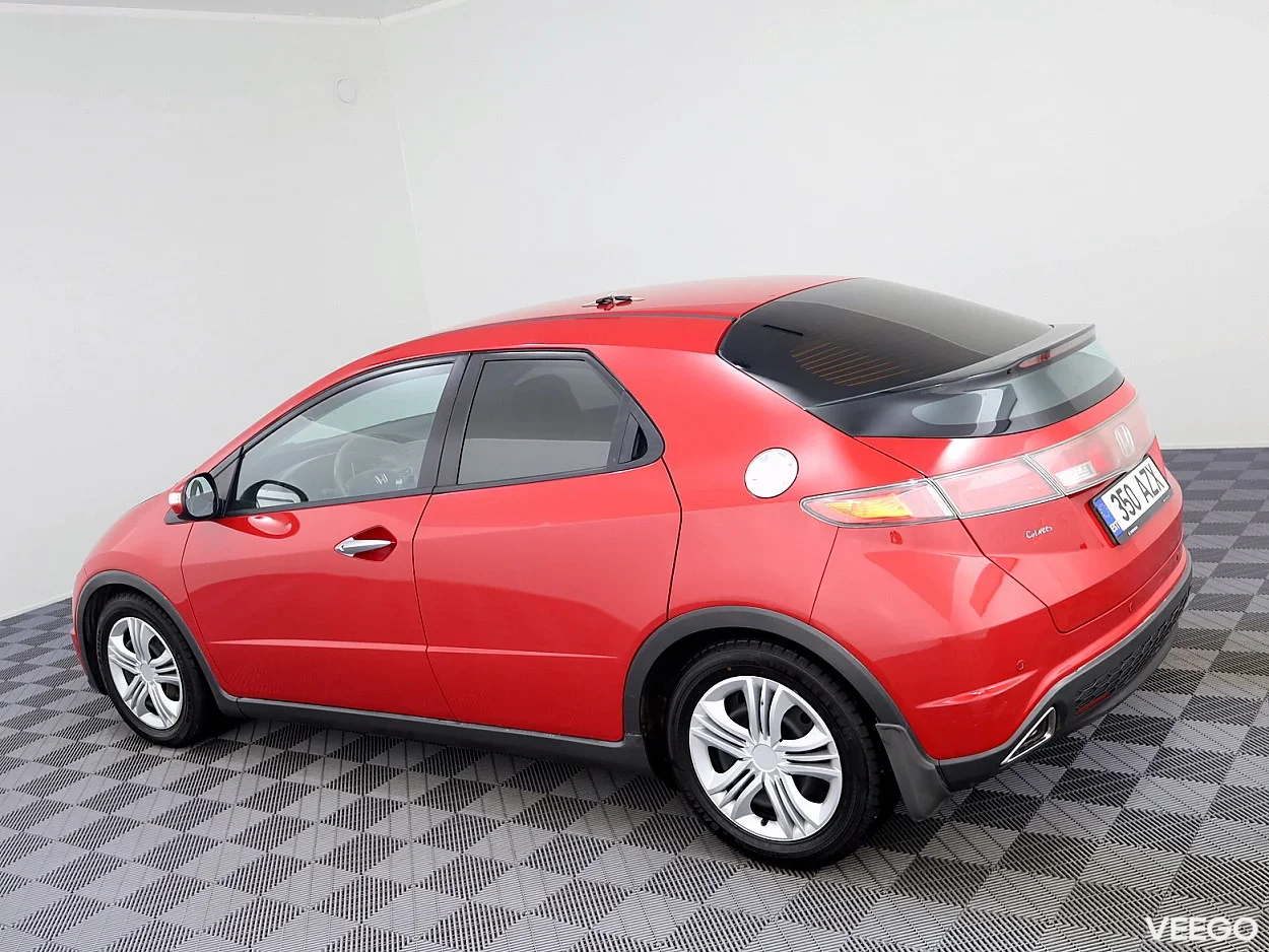 Honda Civic 1.8 104kW