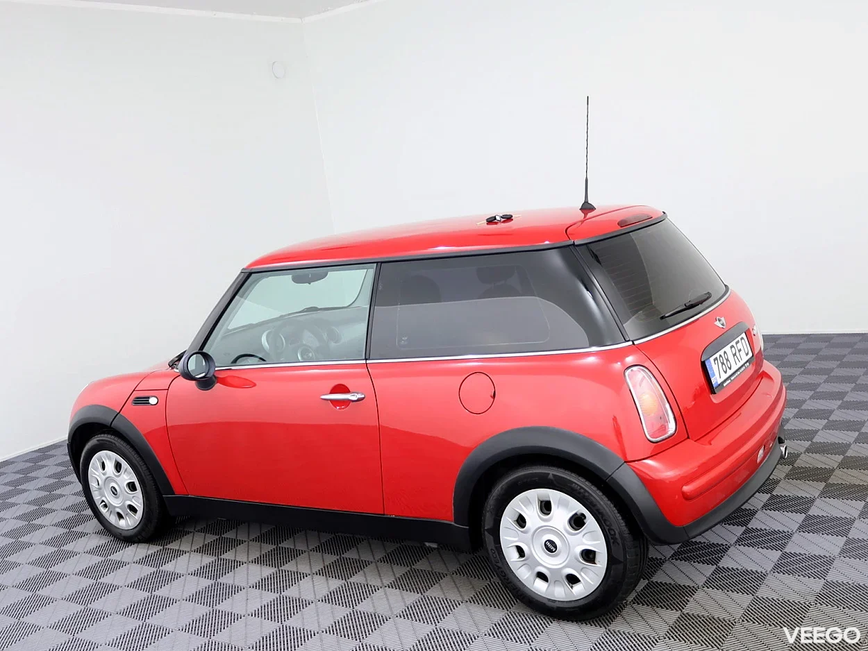 Mini Cooper 1.6 66kW