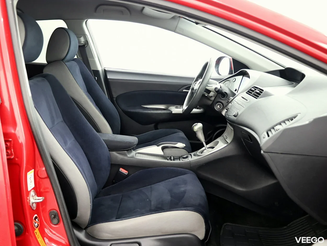 Honda Civic 1.8 104kW