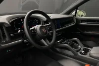 Porsche Cayenne E-Hybrid 470HK /18-Vägs /Pano /Bose /Se Spec 346kW thumbnail