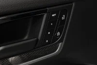 Porsche Cayenne E-Hybrid 470HK /18-Vägs /Pano /Bose /Se Spec 346kW thumbnail