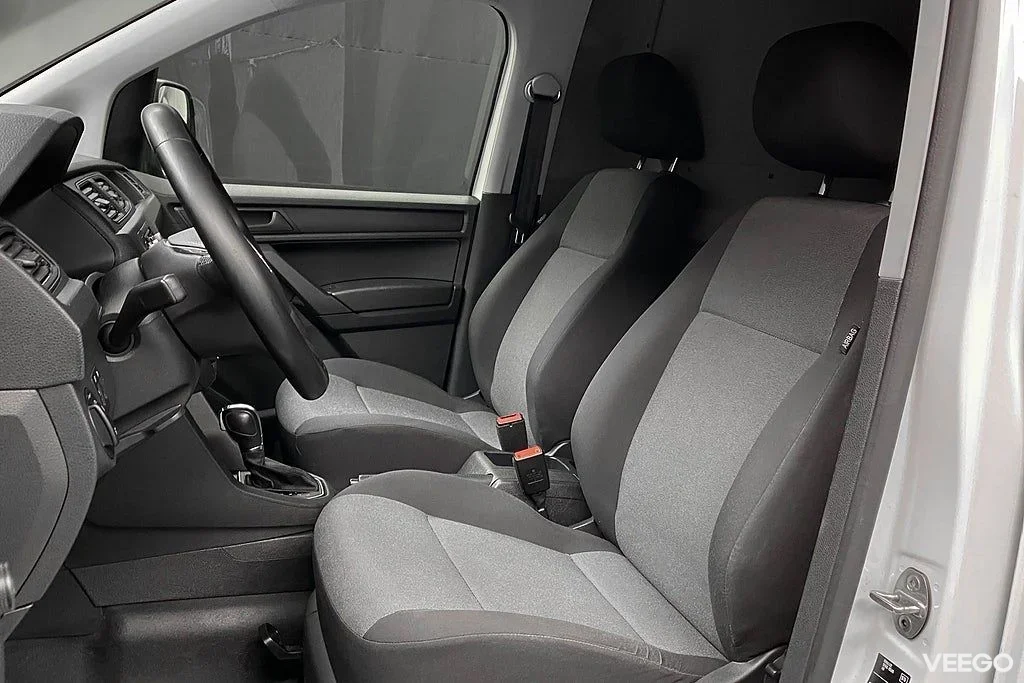 Volkswagen Caddy Maxi 2.0 TDI DSG 102HK /Värmare /Moms 75kW