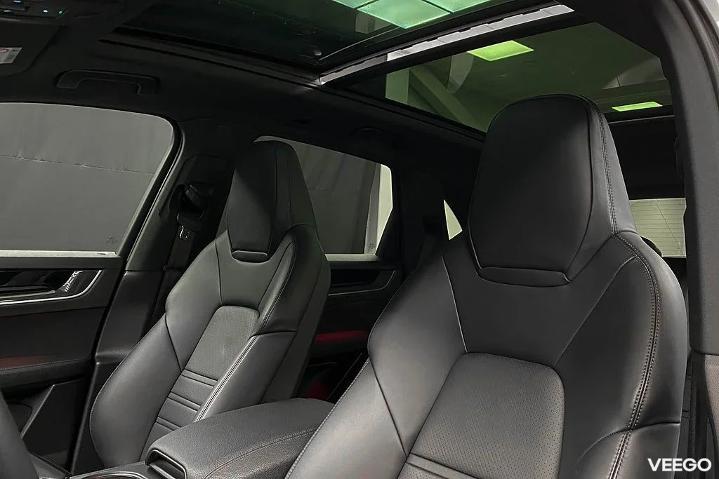 Porsche Cayenne E-Hybrid 470HK /18-Vägs /Pano /Bose /Se Spec 346kW