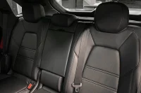 Porsche Cayenne E-Hybrid 470HK /18-Vägs /Pano /Bose /Se Spec 346kW thumbnail