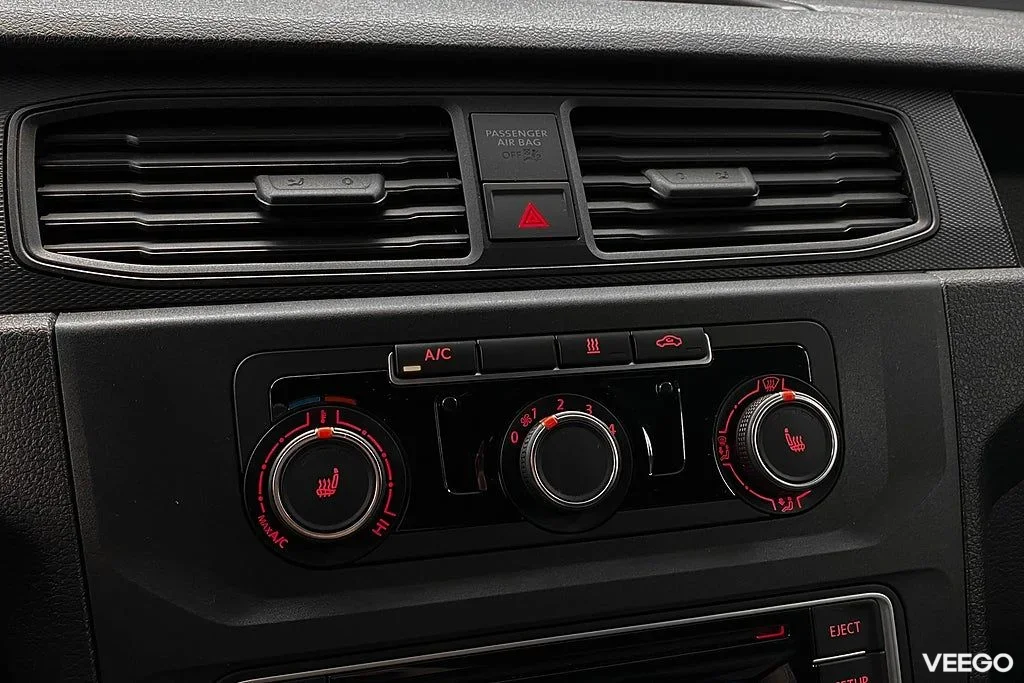 Volkswagen Caddy Maxi 2.0 TDI DSG 102HK /Värmare /Moms 75kW