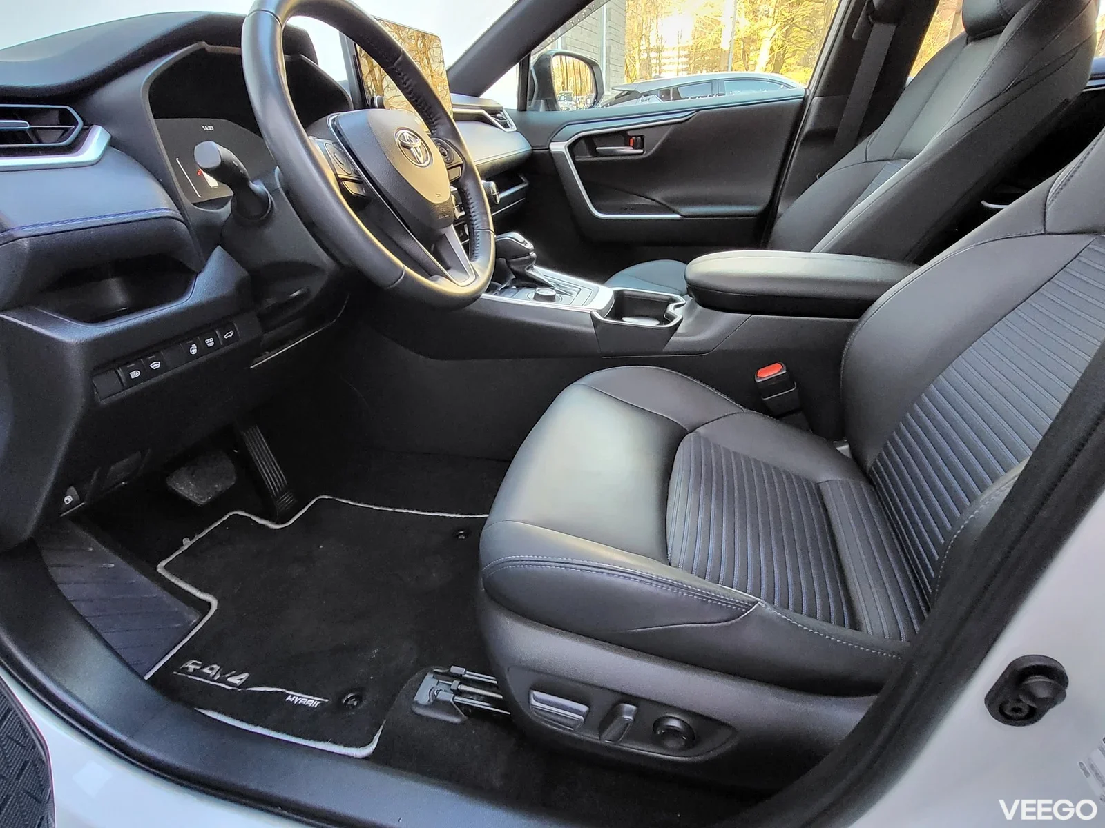 Toyota RAV4 2.5 131kW