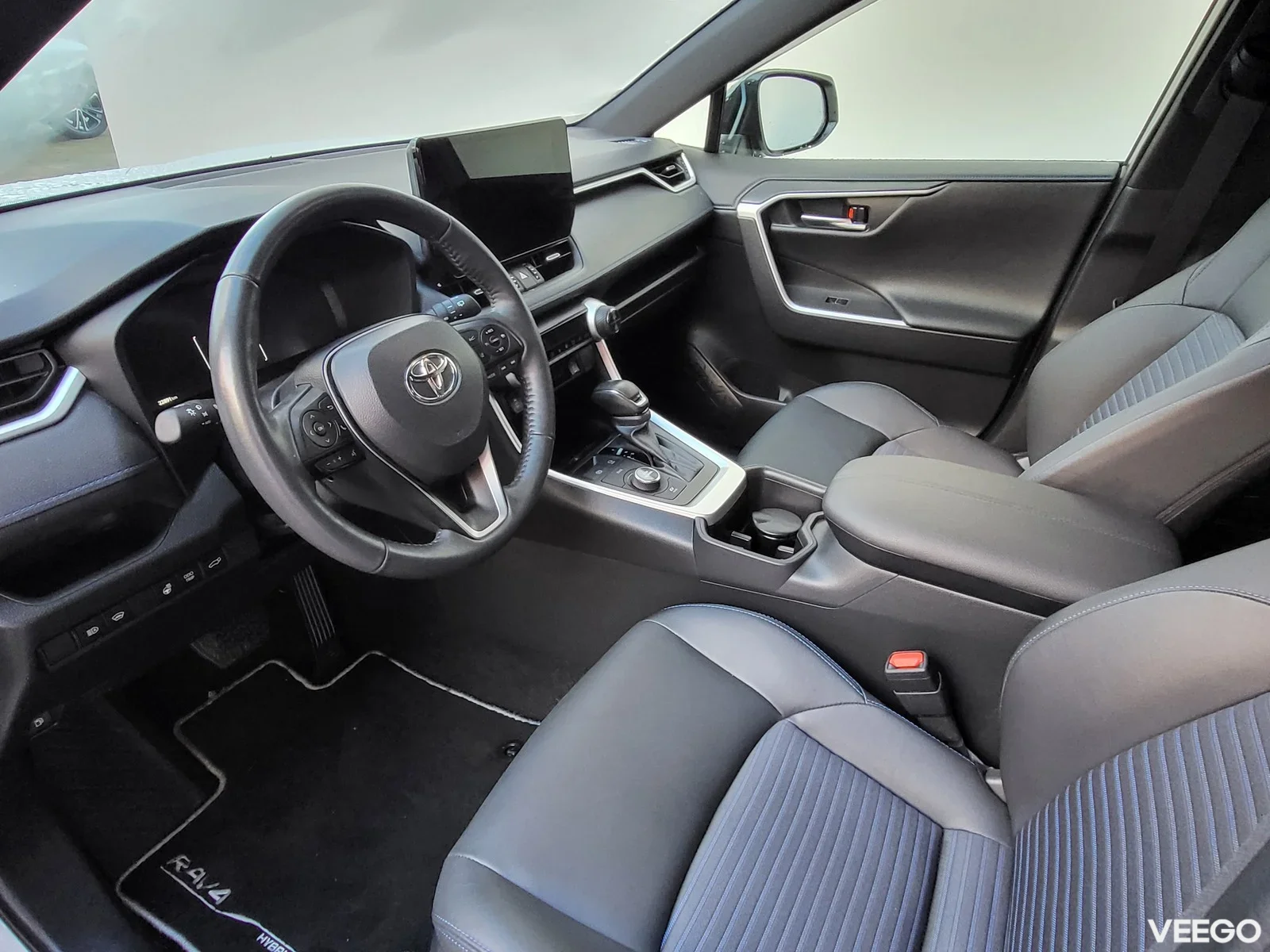 Toyota RAV4 2.5 131kW