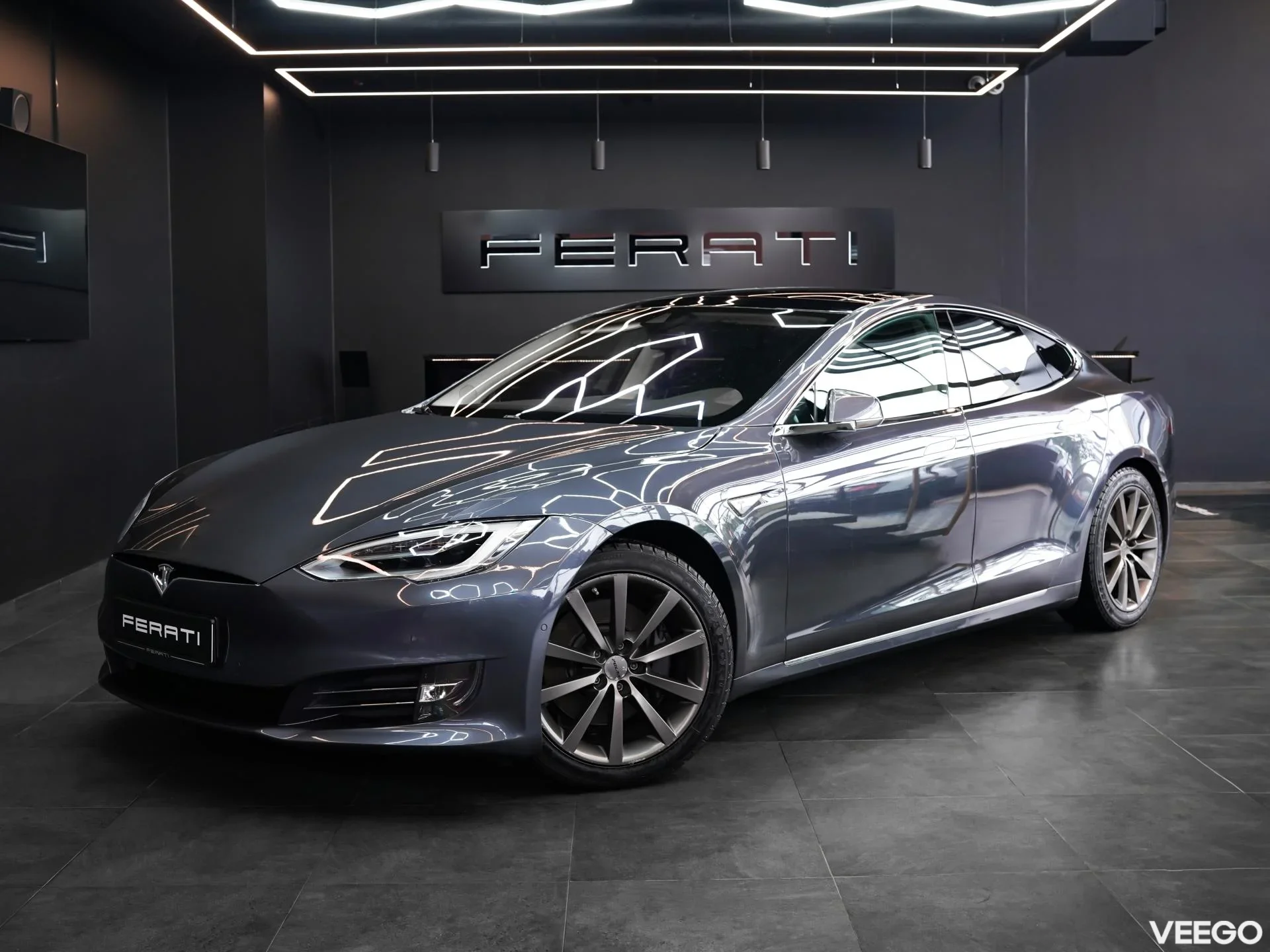 Tesla Model S 245kW