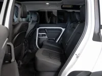 Land Rover Defender 3.0 294kW thumbnail