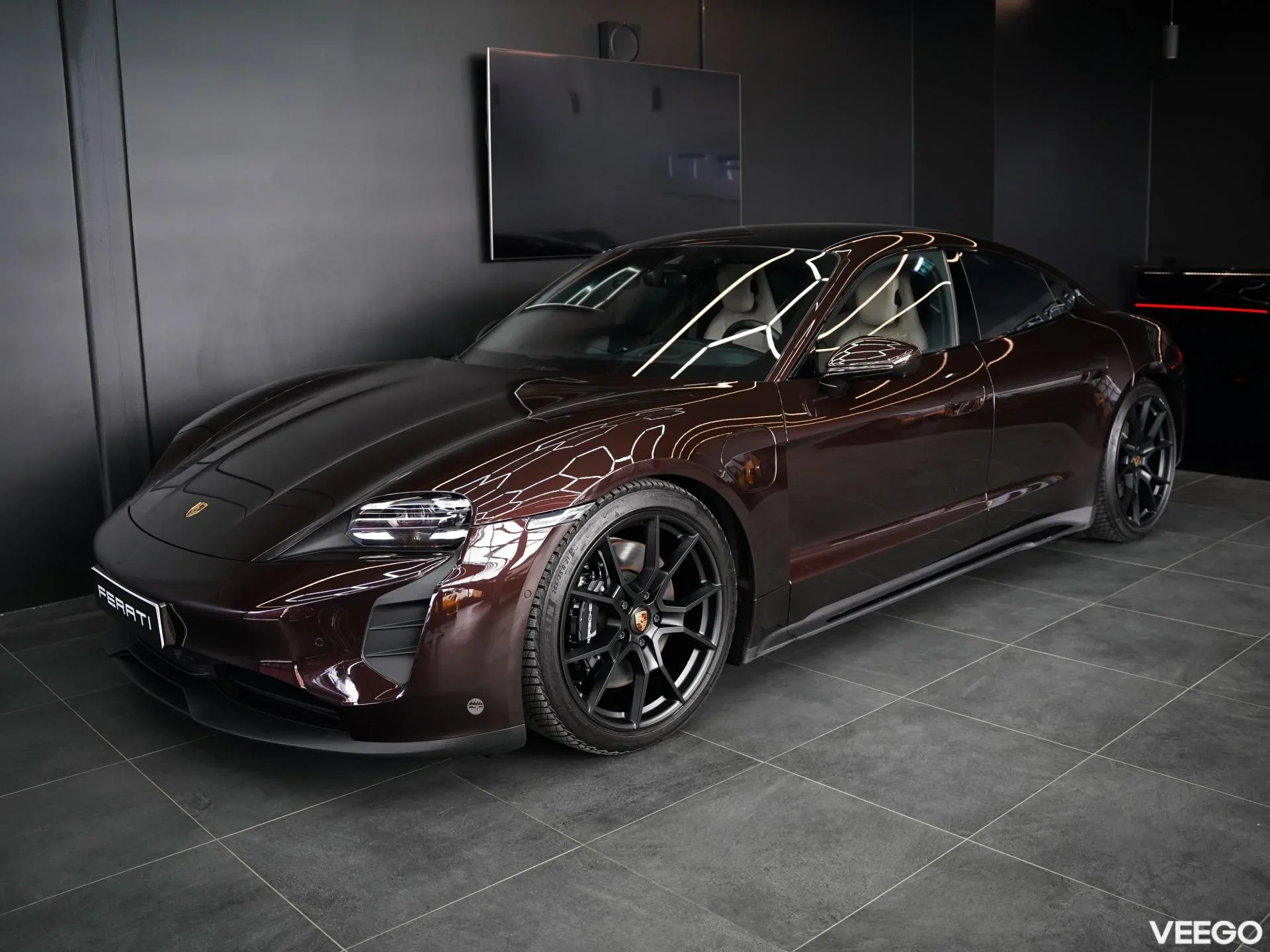 Porsche Taycan 440kW