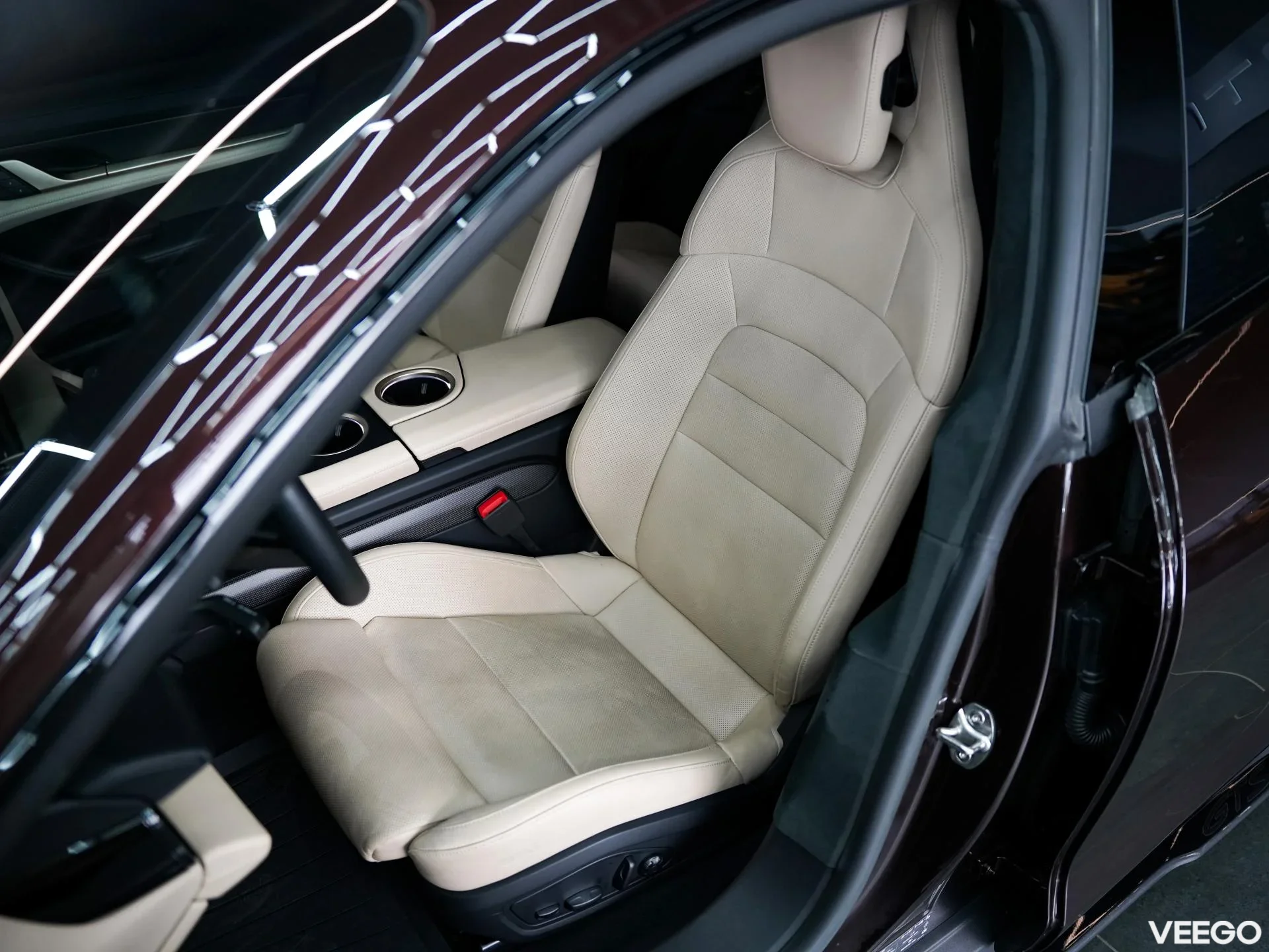 Porsche Taycan 440kW