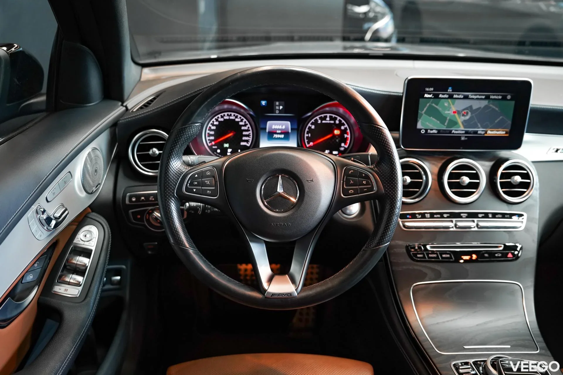 Mercedes-Benz AMG GLC 43 3.0 270kW