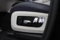 BMW X7 M50 3.0 294kW thumbnail