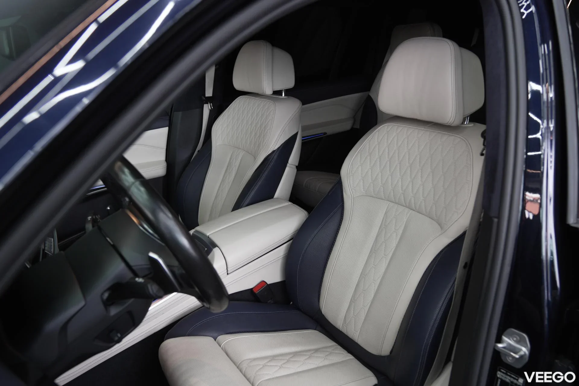 BMW X7 M50 3.0 294kW