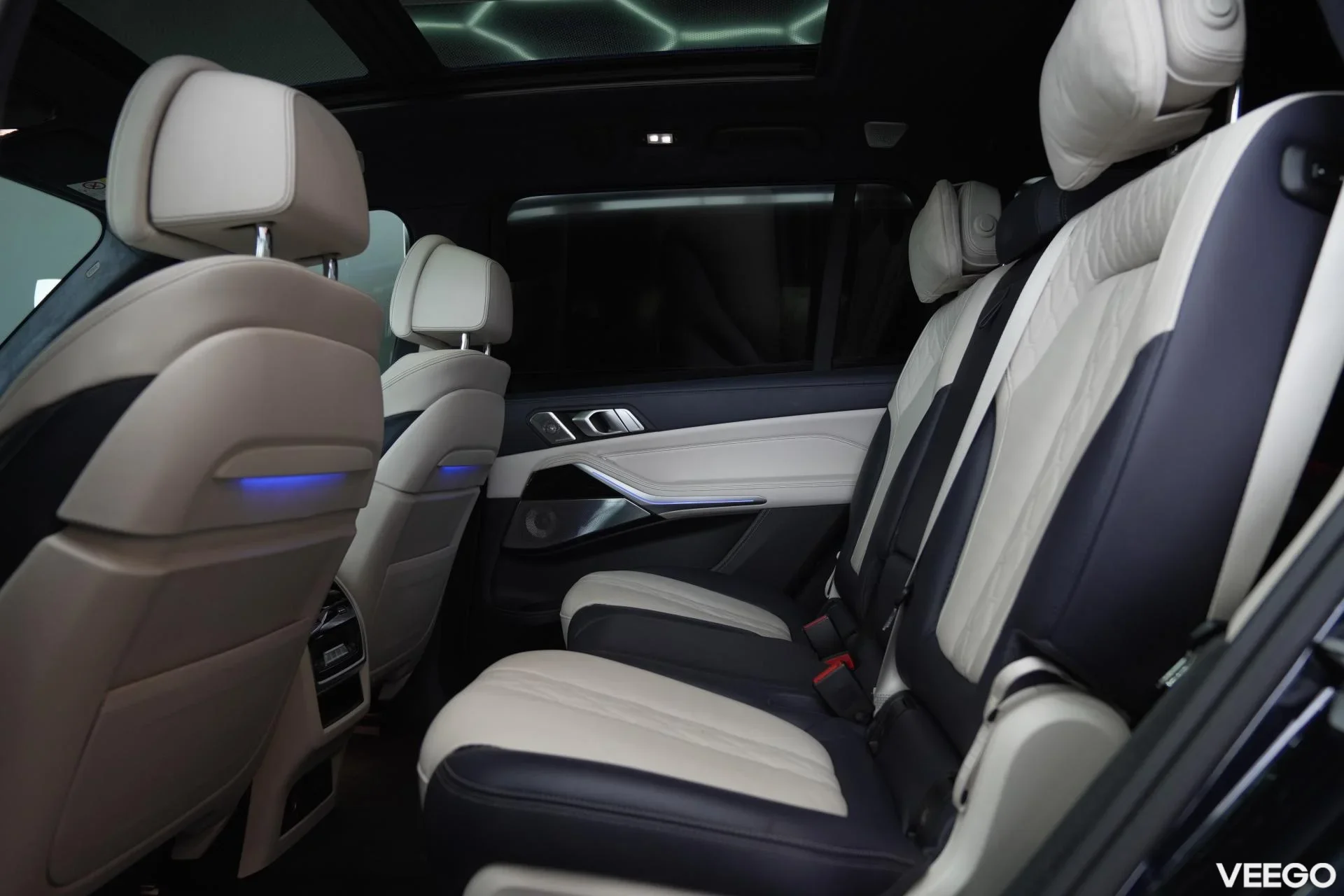 BMW X7 M50 3.0 294kW