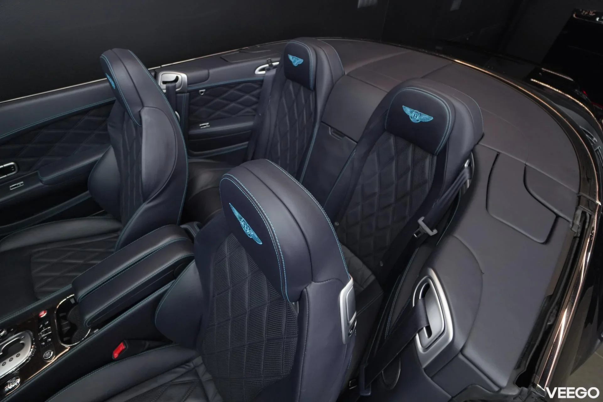 Bentley CONTINENTAL GTC 6.0 460kW