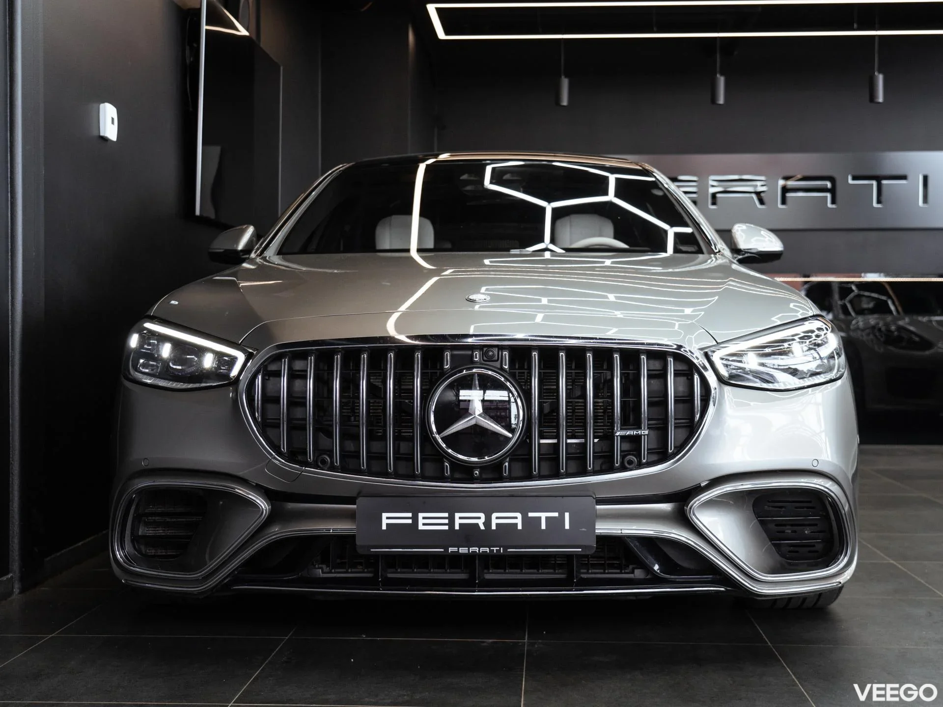 Mercedes-Benz S63 AMG 4.0 530kW