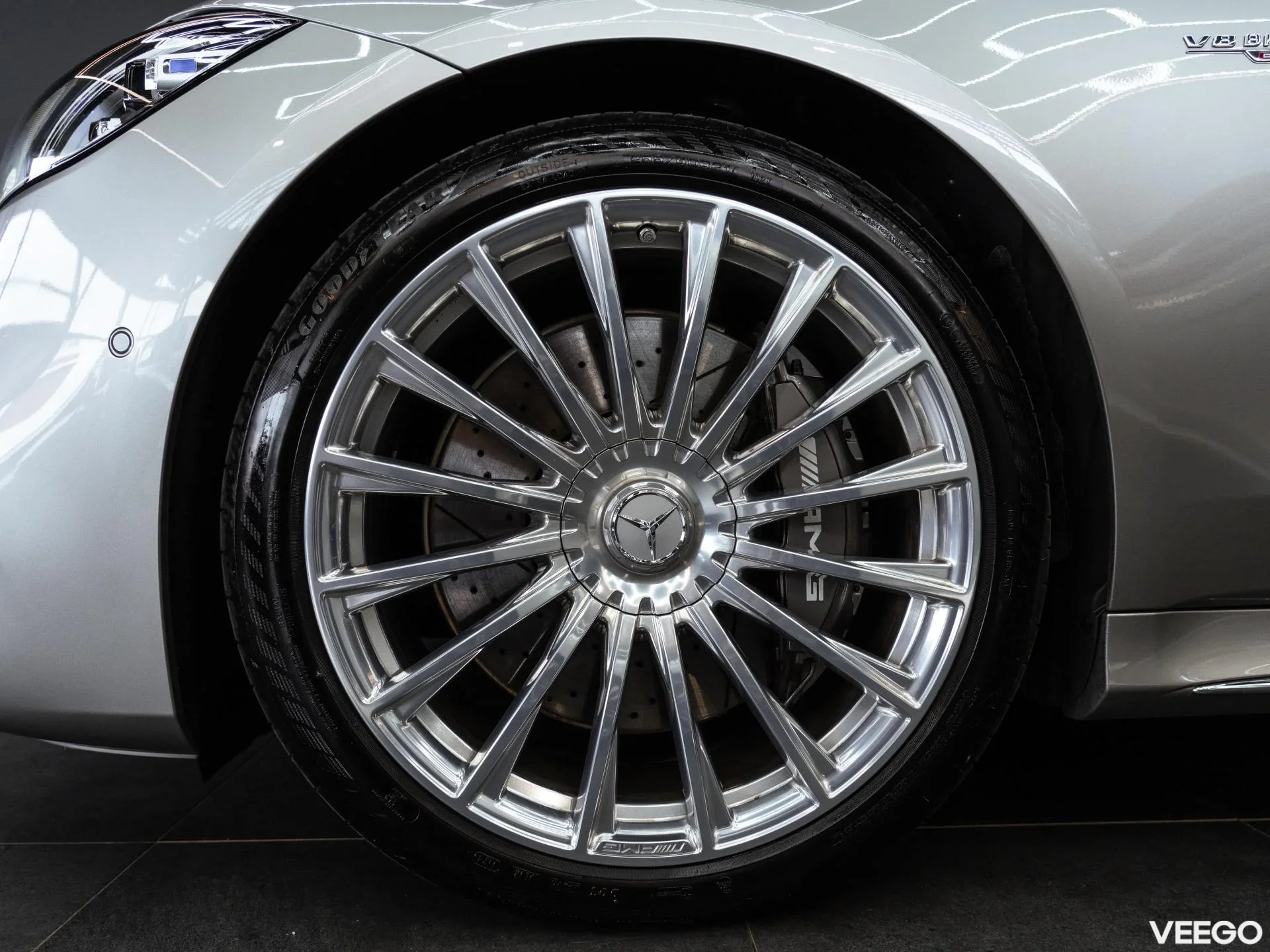 Mercedes-Benz S63 AMG 4.0 530kW