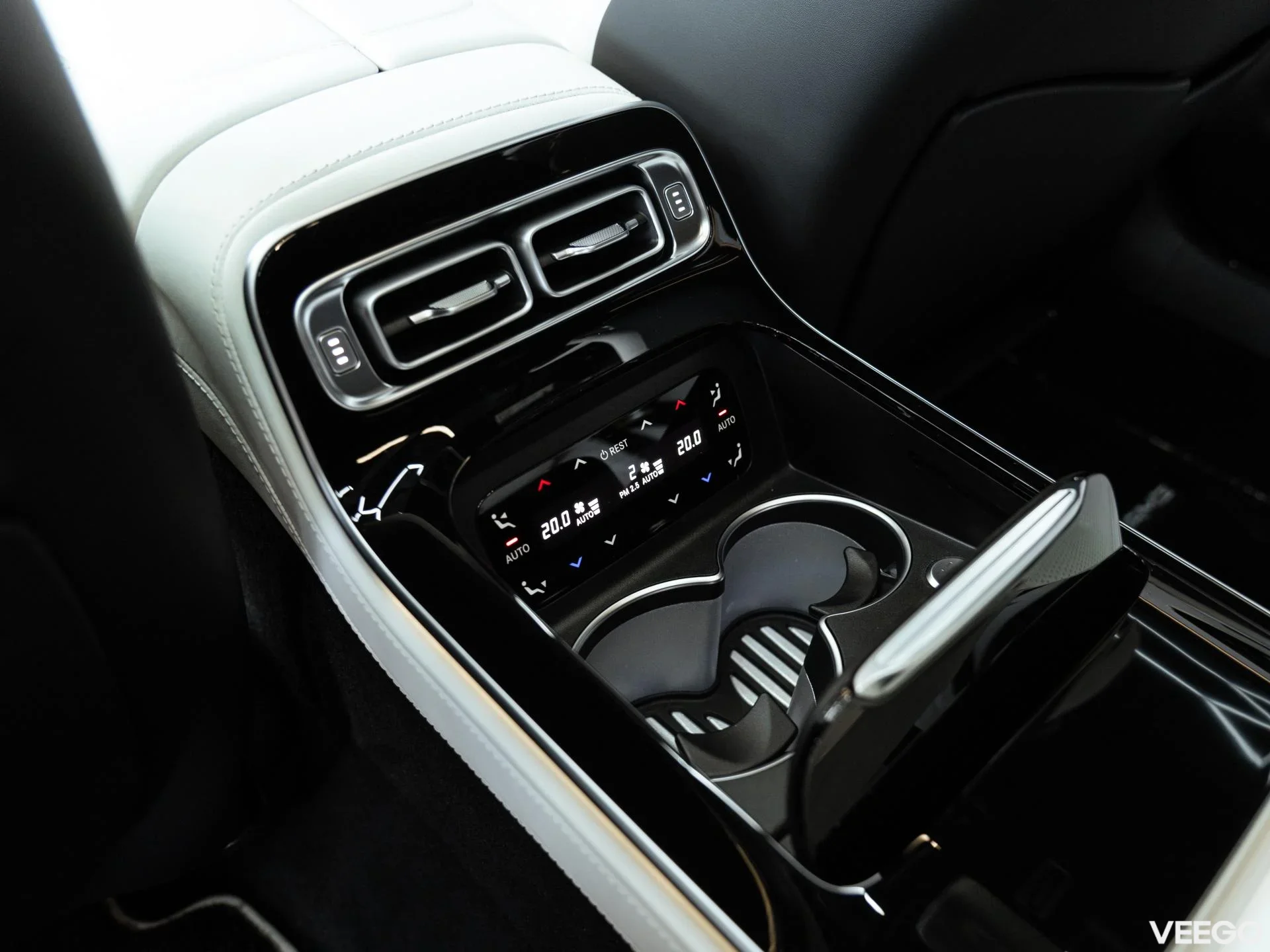 Mercedes-Benz S63 AMG 4.0 530kW