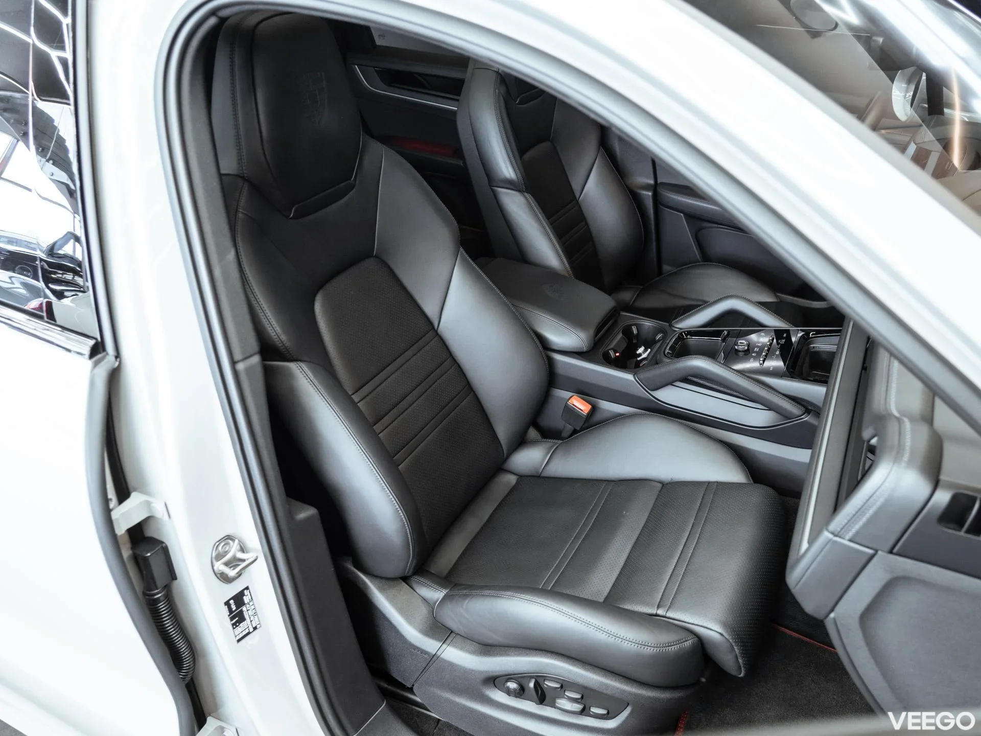 Porsche Cayenne 4.0 349kW