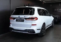 BMW X7 4.4 390kW thumbnail