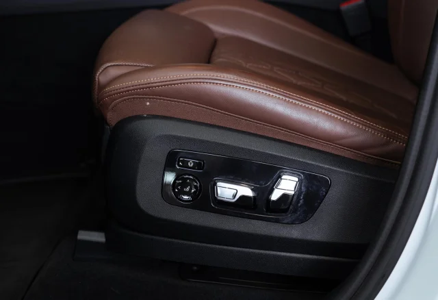 Image of BMW X7 4.4 390kW