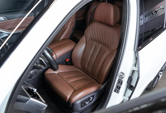 Image of BMW X7 4.4 390kW