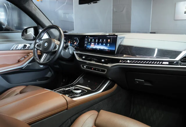 Image of BMW X7 4.4 390kW