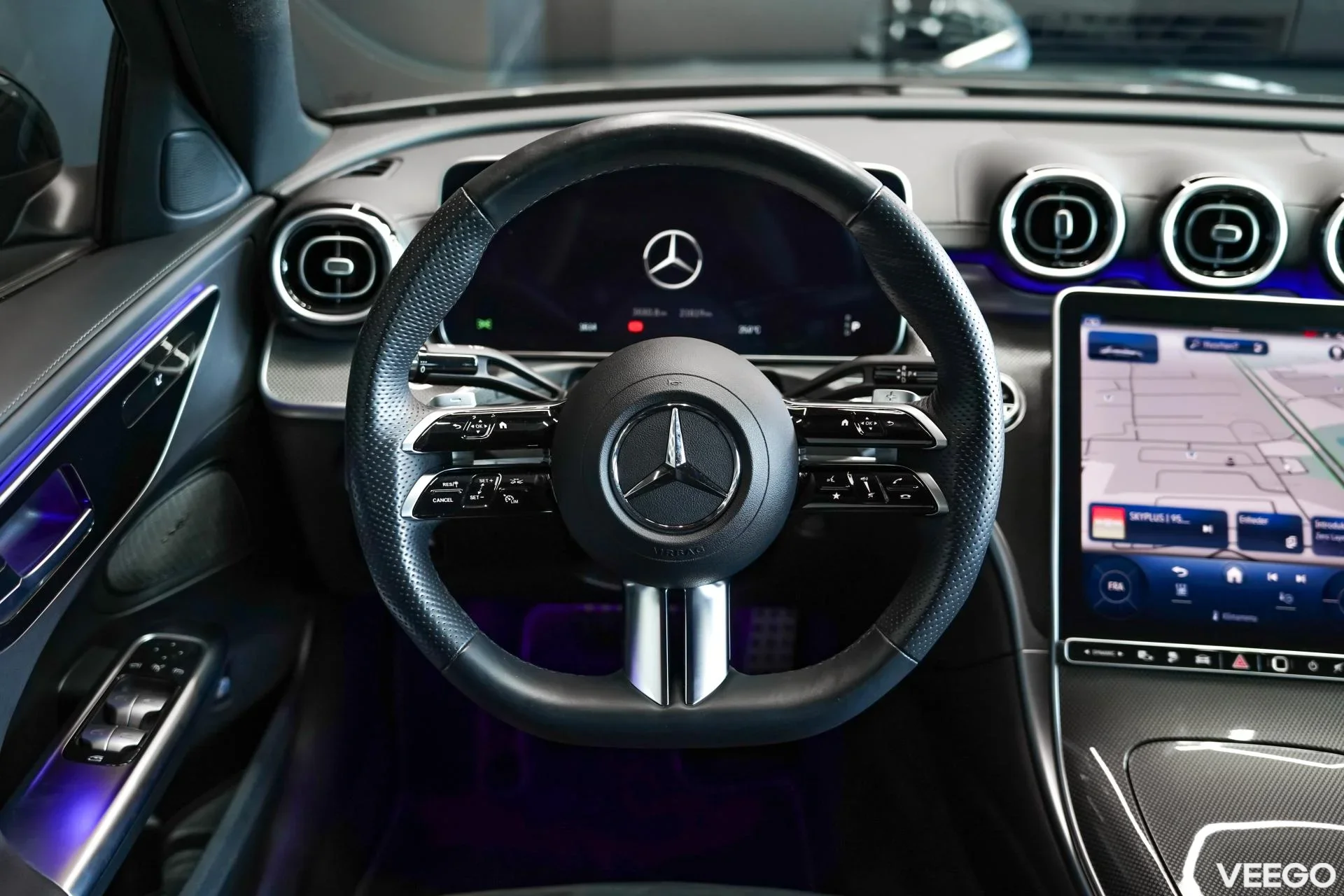 Mercedes-Benz C300 2.0 145kW