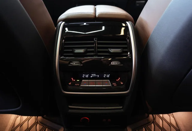 Image of BMW X7 4.4 390kW