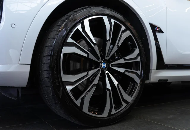 Image of BMW X7 4.4 390kW