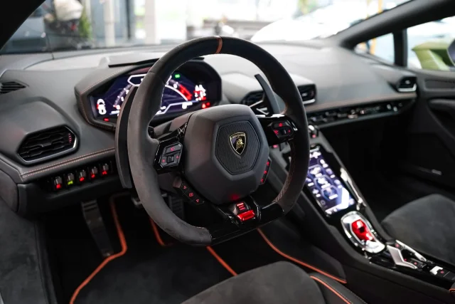 Image of Lamborghini Huracan 5.2 470kW