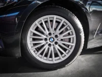 BMW 330 3.0 195kW thumbnail
