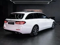 Mercedes-Benz E300 2.0 143kW thumbnail