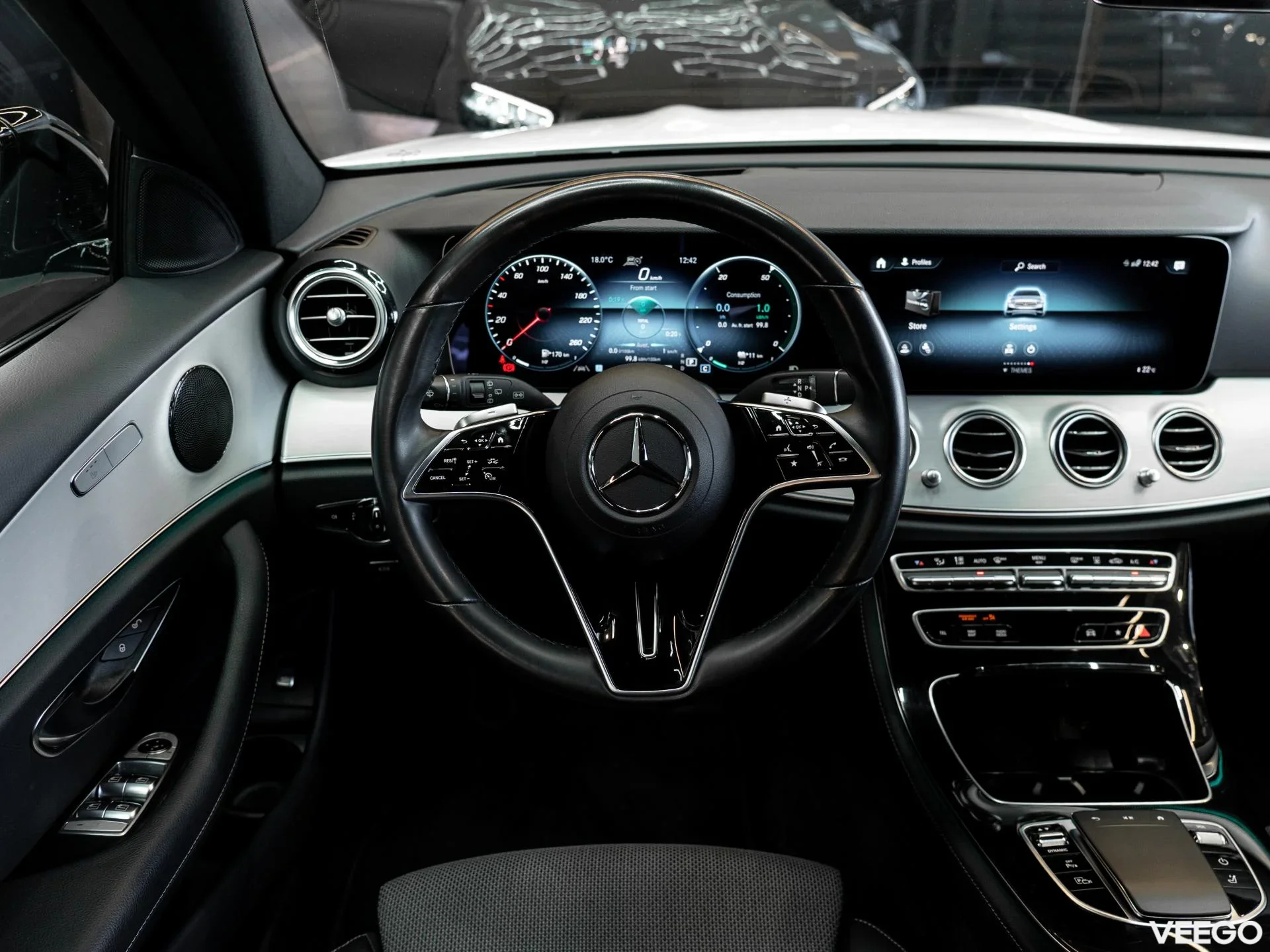 Mercedes-Benz E300 2.0 143kW