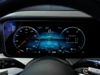 Mercedes-Benz E300 2.0 143kW thumbnail